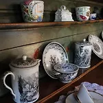 Bed & Breakfast Haus Lucas Tschofen