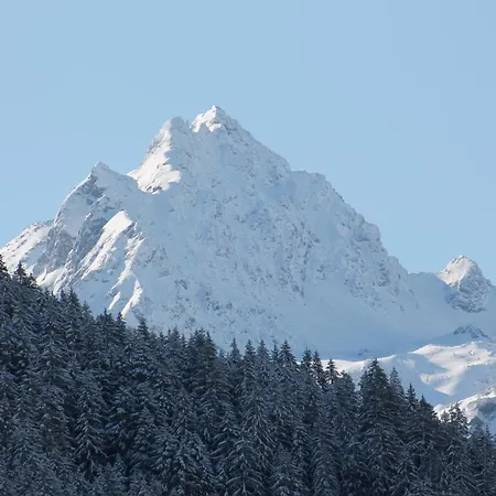 豪斯卢卡斯楚芬酒店 3* 加舒恩