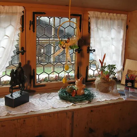 豪斯卢卡斯楚芬酒店