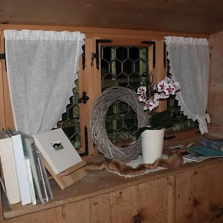 Haus Lucas Tschofen Panzió