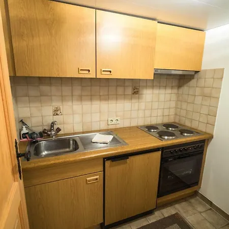 豪斯卢卡斯楚芬酒店 住宿加早餐酒店