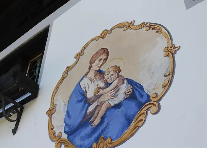 Haus Lucas Tschofen Bed & Breakfast Gaschurn