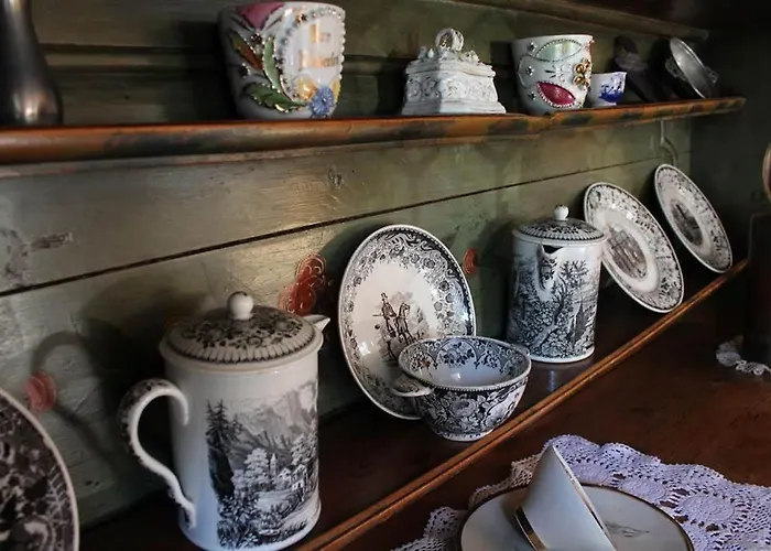 Bed & Breakfast Haus Lucas Tschofen