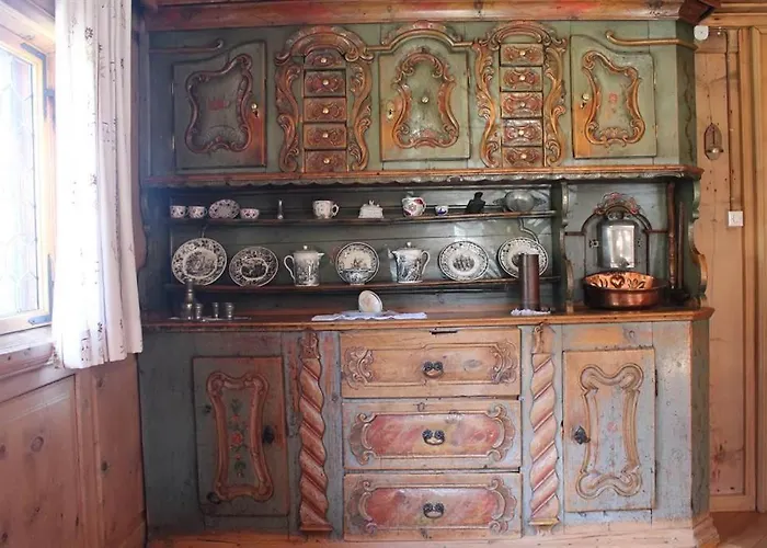 Bed & Breakfast Haus Lucas Tschofen