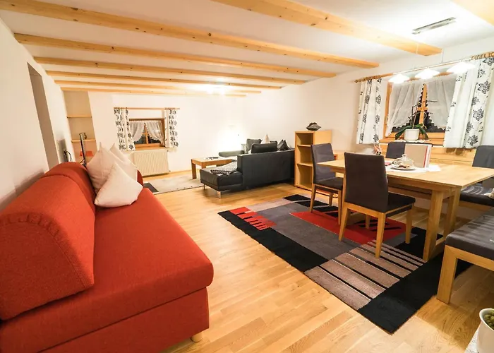 Haus Lucas Tschofen Bed & Breakfast Gaschurn