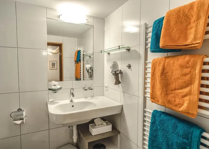 Haus Lucas Tschofen Bed & Breakfast Gaschurn